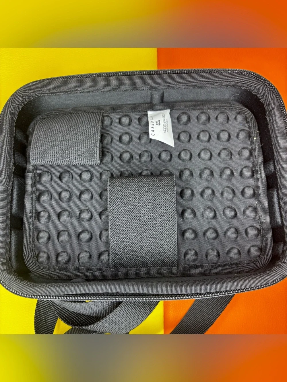 CASEMATIX Compact Locking Case with Shoulder Strap in Black